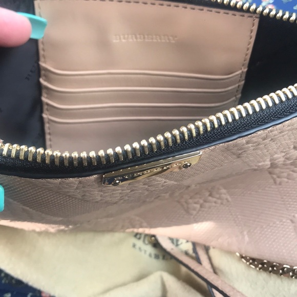 Burberry tan crossbody bag. - Picture 5 of 6